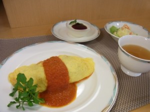 病棟内調理オムライス　オムライス